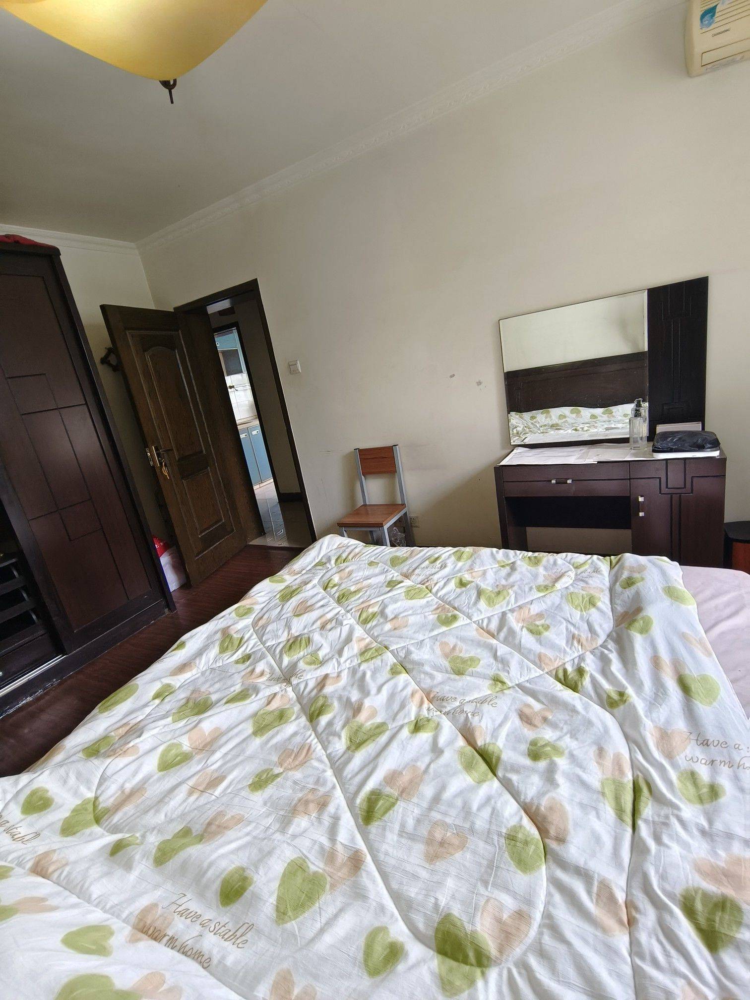 成都-金牛-超大衣柜收纳,双地铁,溫馨小窩,乾淨治愈