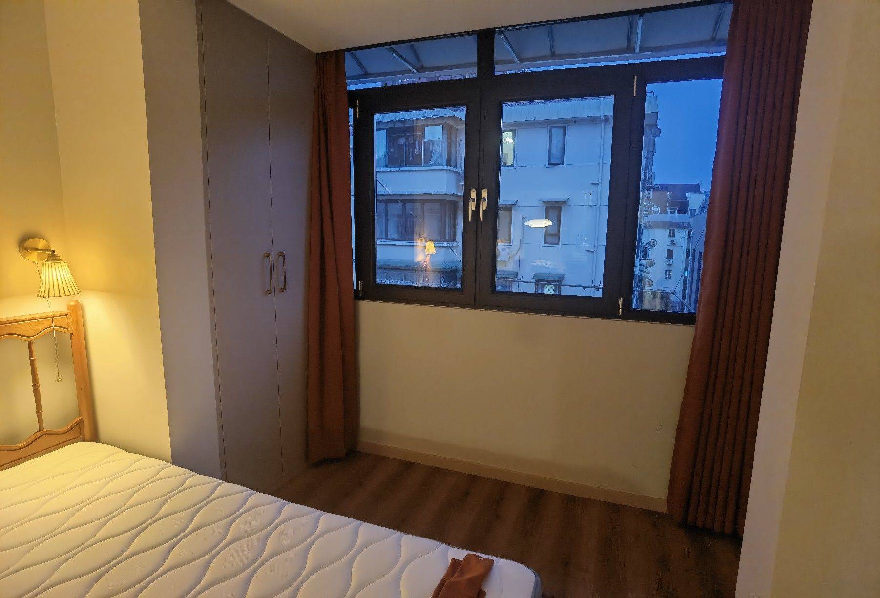 Shanghai-Jing‘An-Cozy Home,Clean&Comfy,Hustle & Bustle
