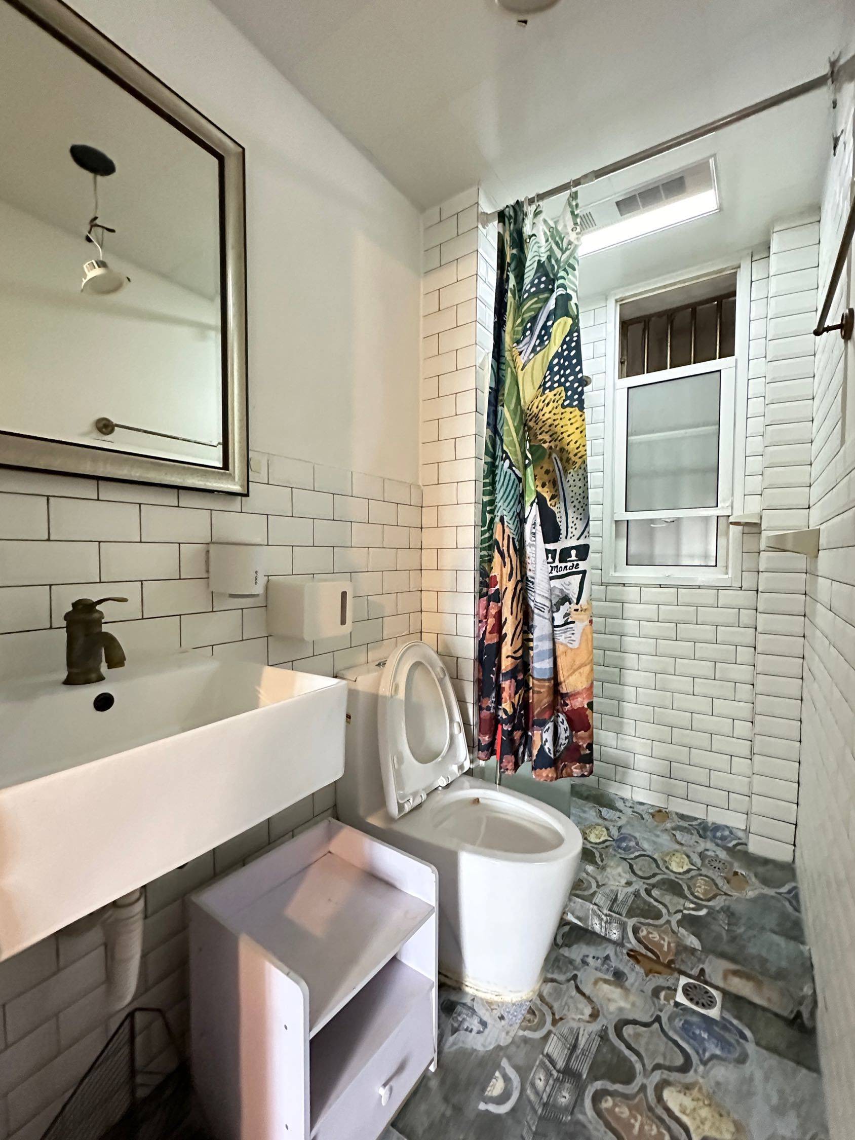 Shanghai-Changning-Cozy Home,Clean&Comfy,No Gender Limit,Hustle & Bustle