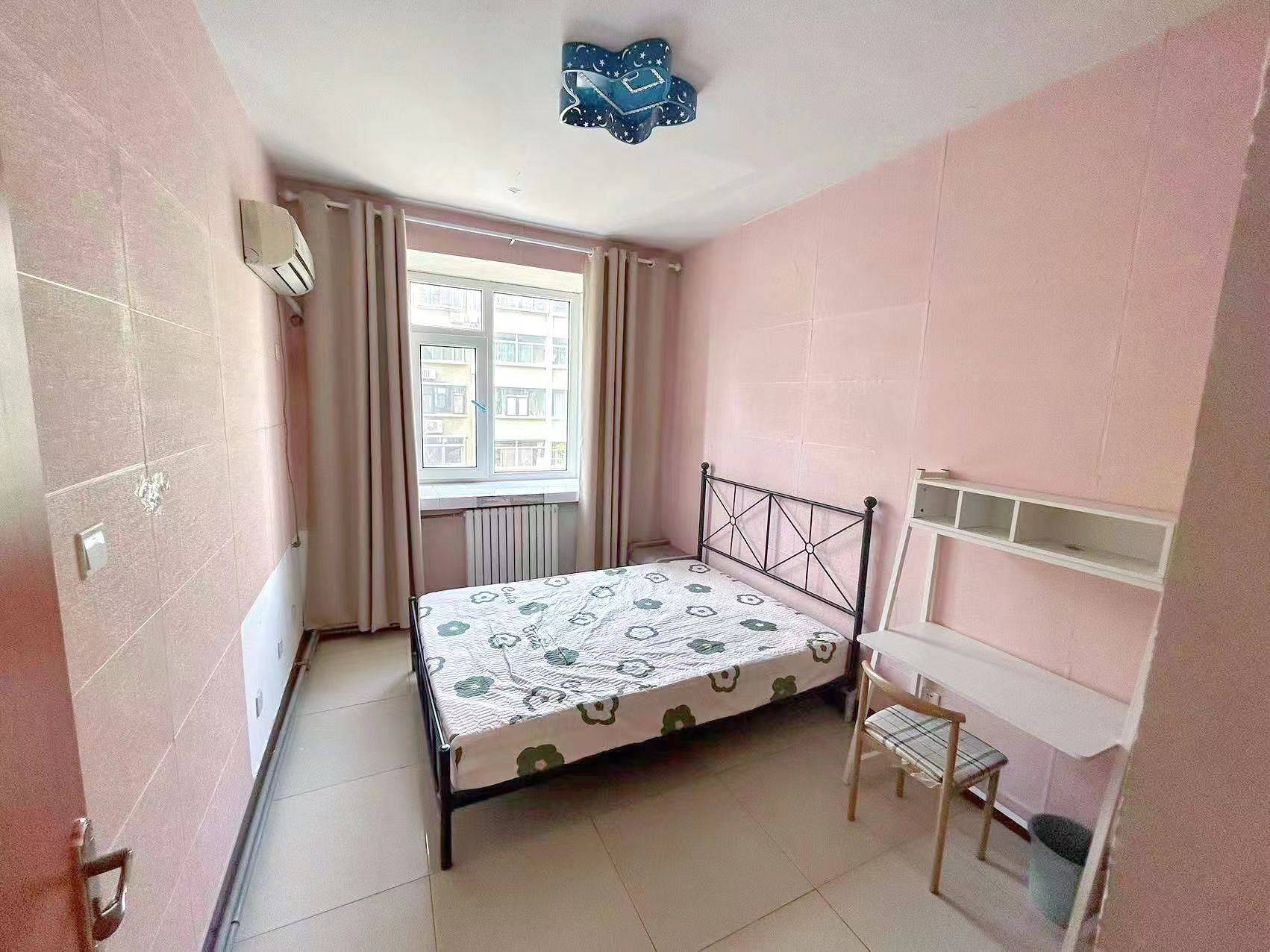 Jinan-Licheng-Cozy Home,Clean&Comfy,No Gender Limit,Hustle & Bustle,“Friends”,Chilled,LGBTQ Friendly,Pet Friendly