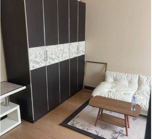 Nanjing-Xuanwu-Cozy Home,Clean&Comfy,No Gender Limit,Hustle & Bustle,“Friends”,Chilled,LGBTQ Friendly,Pet Friendly