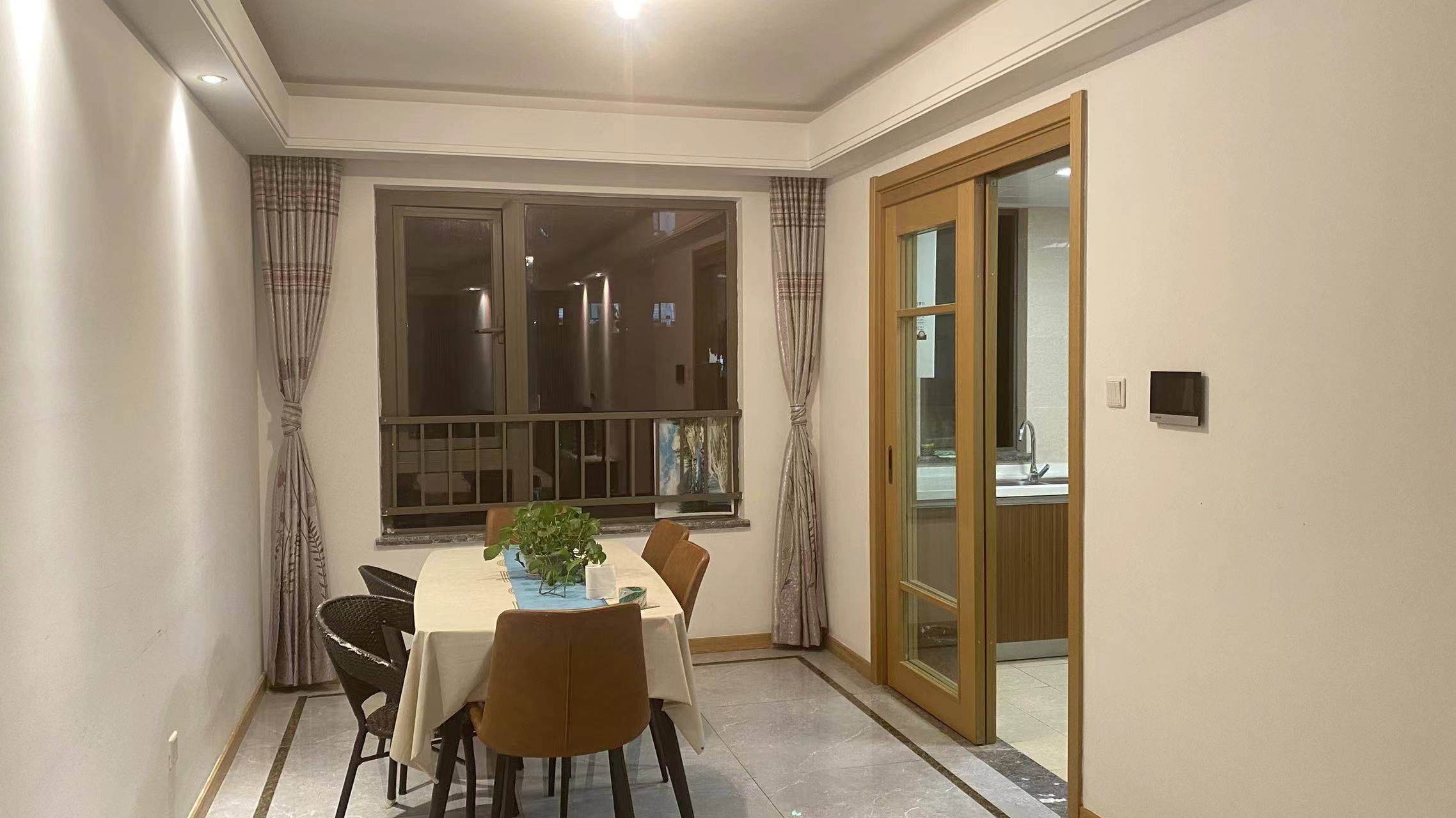 Wuhan-Jiang'an-Cozy Home,Clean&Comfy,Hustle & Bustle,Pet Friendly