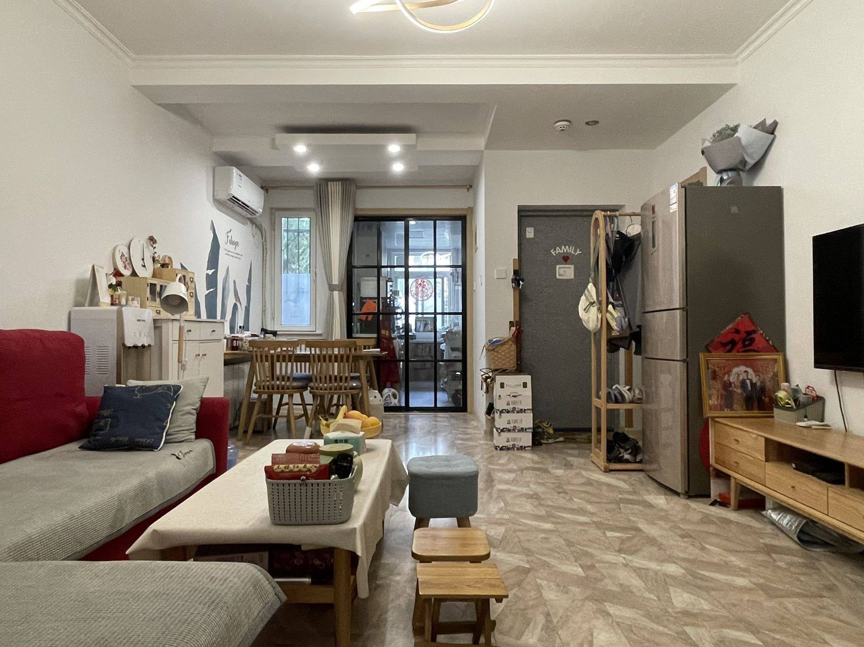 Jinan-Lixia-Cozy Home,Clean&Comfy,No Gender Limit,Hustle & Bustle,“Friends”,Chilled,LGBTQ Friendly,Pet Friendly