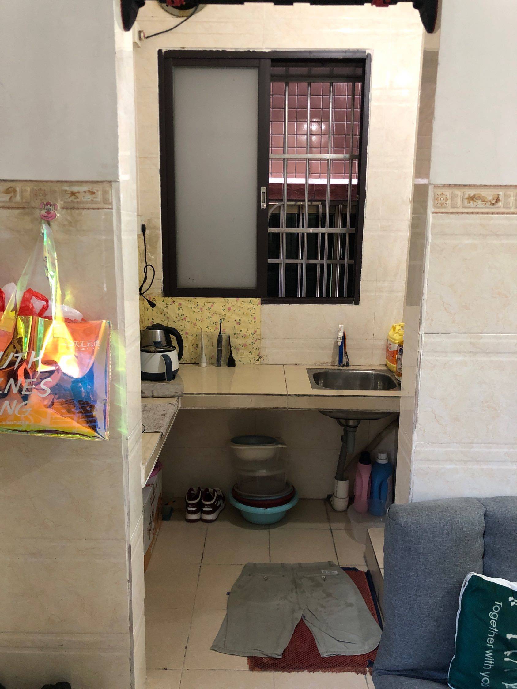 Guangzhou-Panyu-Cozy Home,Clean&Comfy,No Gender Limit,Hustle & Bustle,“Friends”
