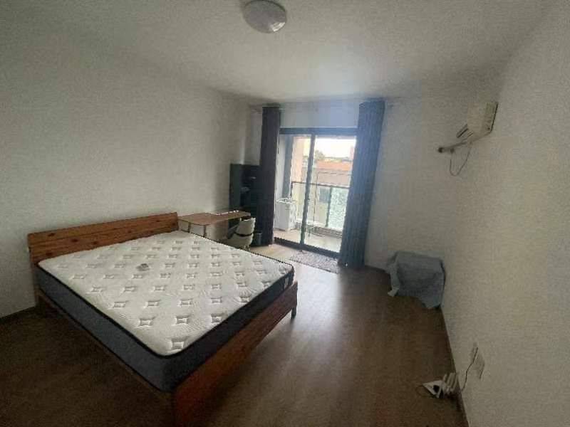 Hangzhou-Binjiang-Cozy Home,Clean&Comfy,No Gender Limit,Hustle & Bustle,“Friends”,Chilled,Pet Friendly