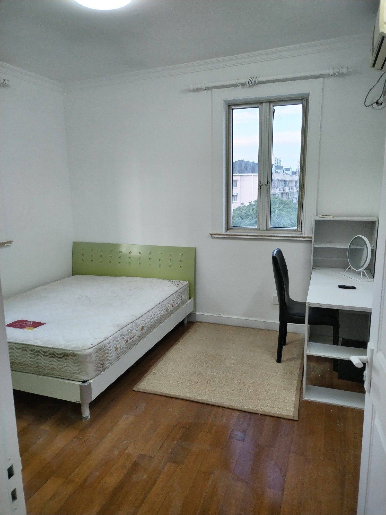 Shanghai-Pudong-Cozy Home,Clean&Comfy,No Gender Limit,Hustle & Bustle,“Friends”,Chilled