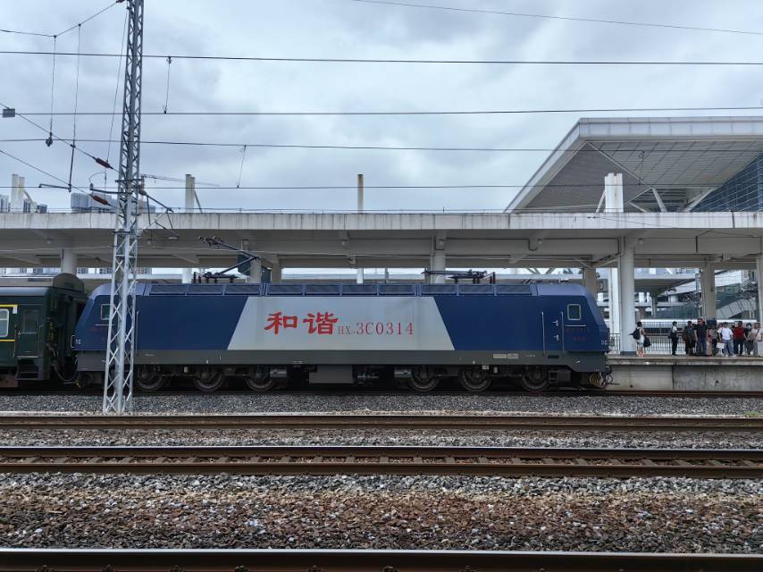 深圳-龙岗-温馨小窝,干净治愈,不限性别