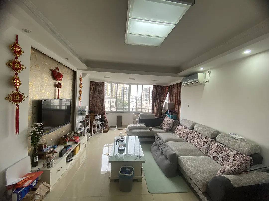 上海-闵行-🏠,田园小屋,学区房,宠物友好,LGBTQ友好,温馨小窝,干净治愈,不限性别,市井烟火气,老友记,慢时光