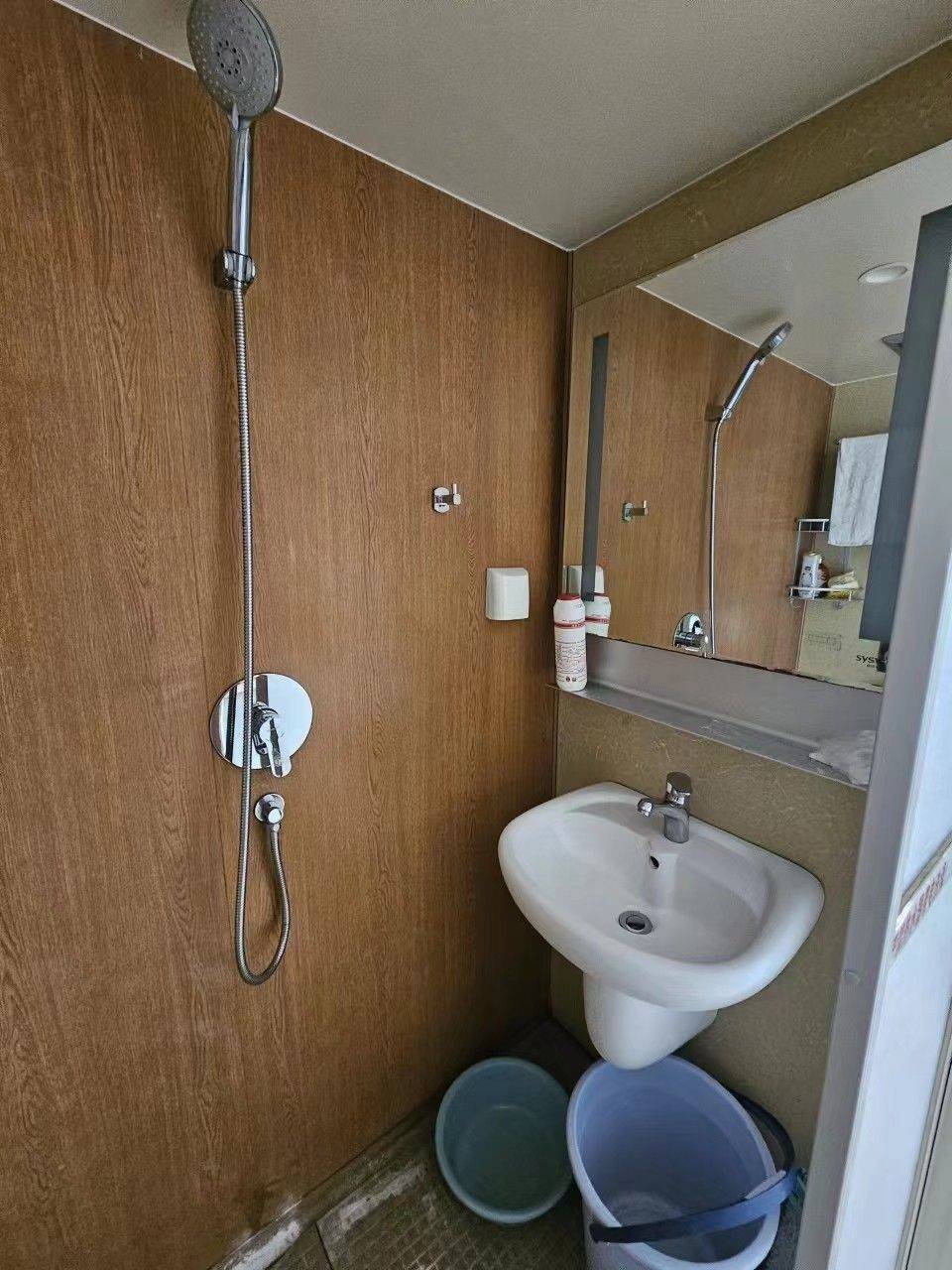 Guangzhou-Tianhe-Cozy Home,Clean&Comfy,No Gender Limit,Hustle & Bustle,“Friends”,Chilled