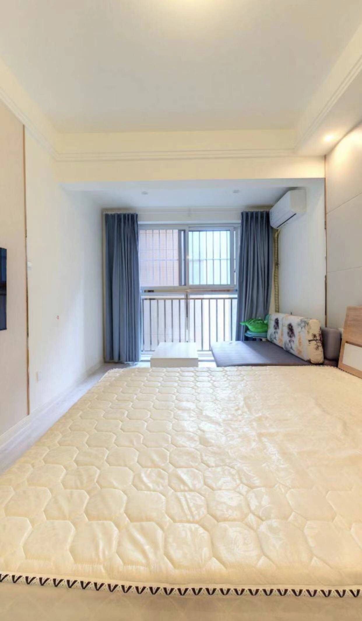 Chengdu-Longquanyi-Cozy Home,Clean&Comfy,No Gender Limit