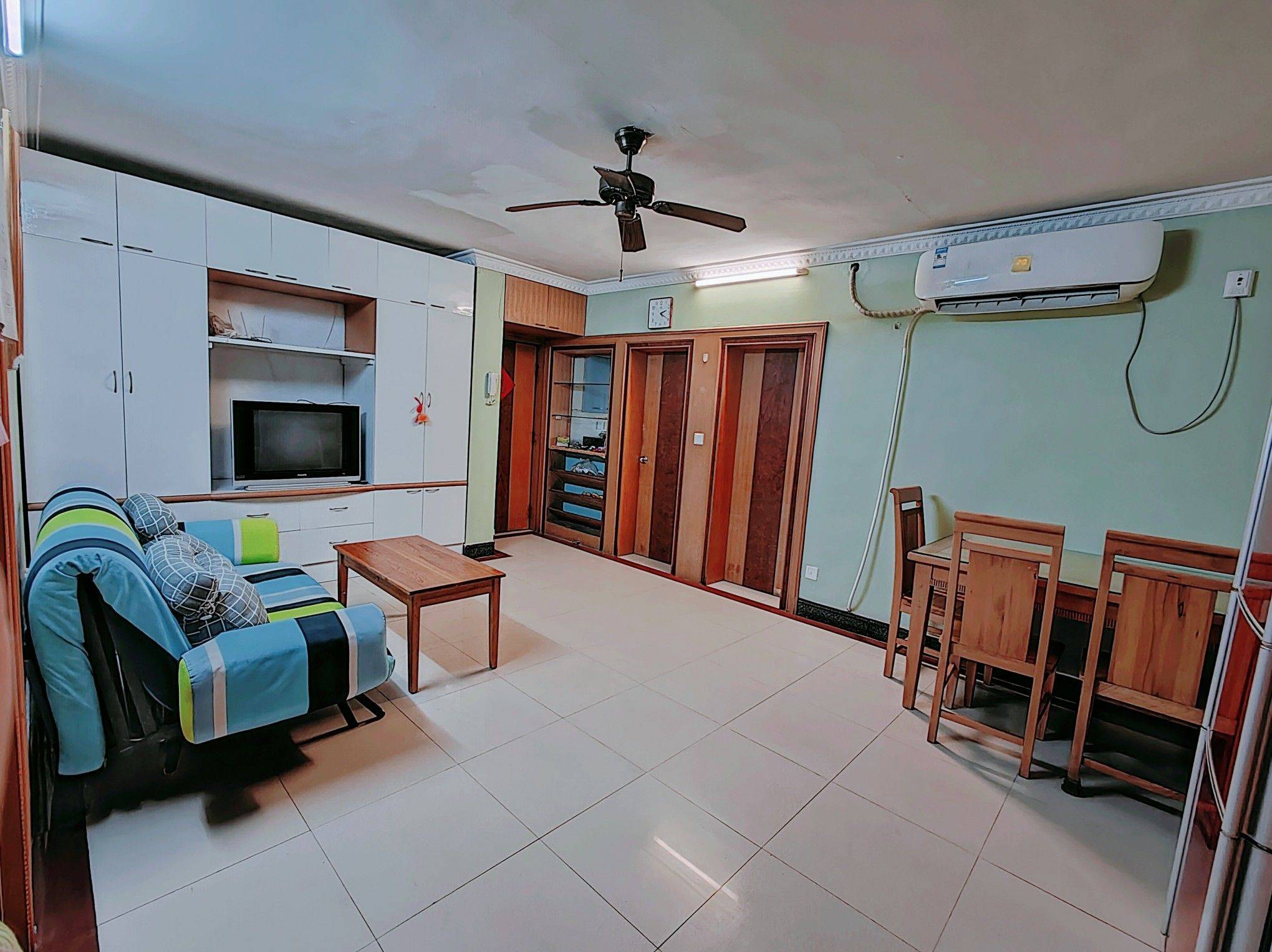 Shanghai-Minhang-Cozy Home,Clean&Comfy,No Gender Limit,Hustle & Bustle,“Friends”,Chilled