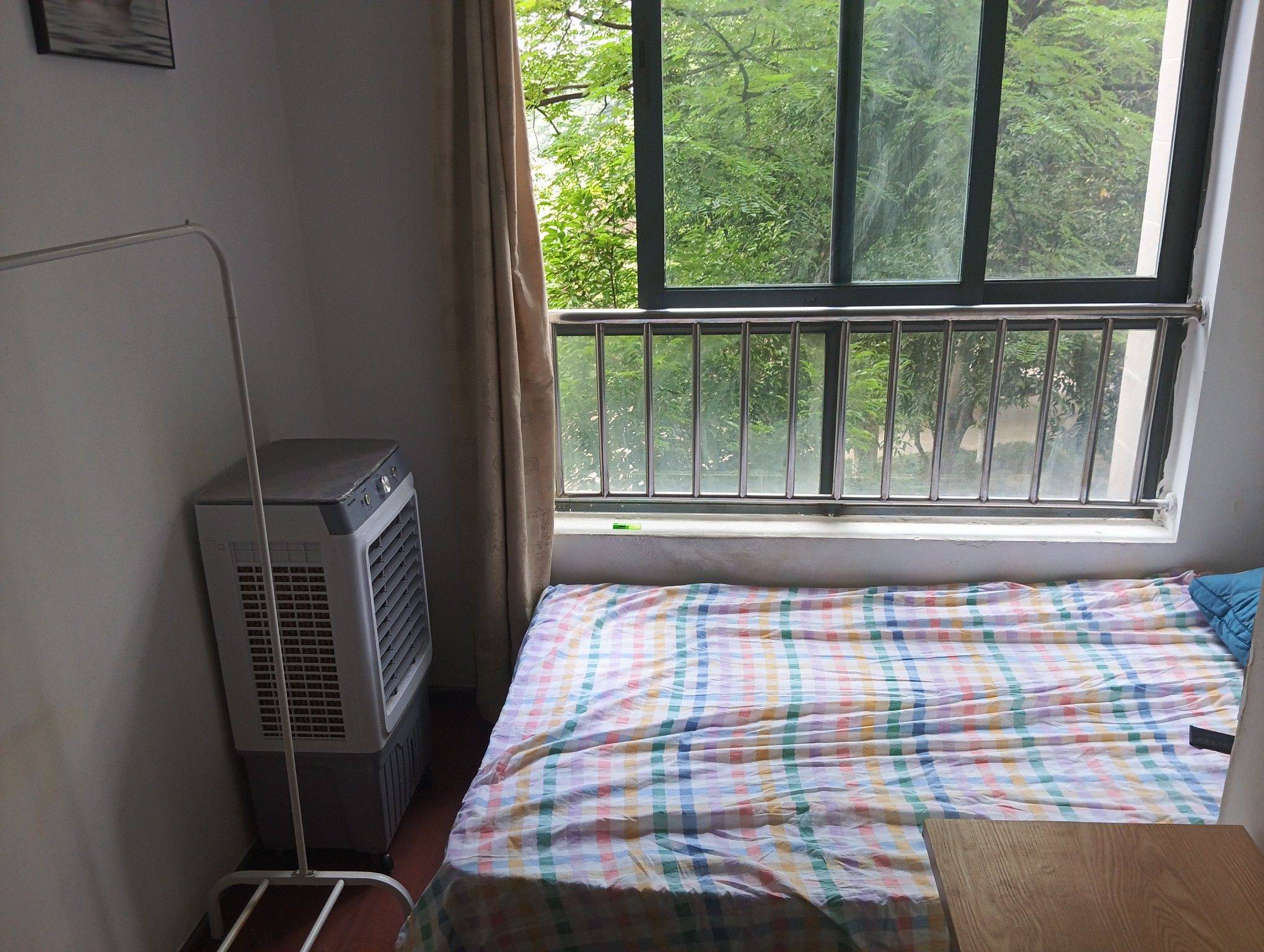 ChengduWuhouCozy Gender LimitPet Friendly