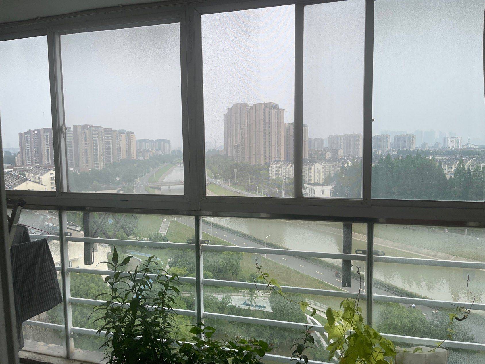 Nanjing-Pukou-Cozy Home,Clean&Comfy,No Gender Limit,Hustle & Bustle,“Friends”,Chilled,LGBTQ Friendly,Pet Friendly