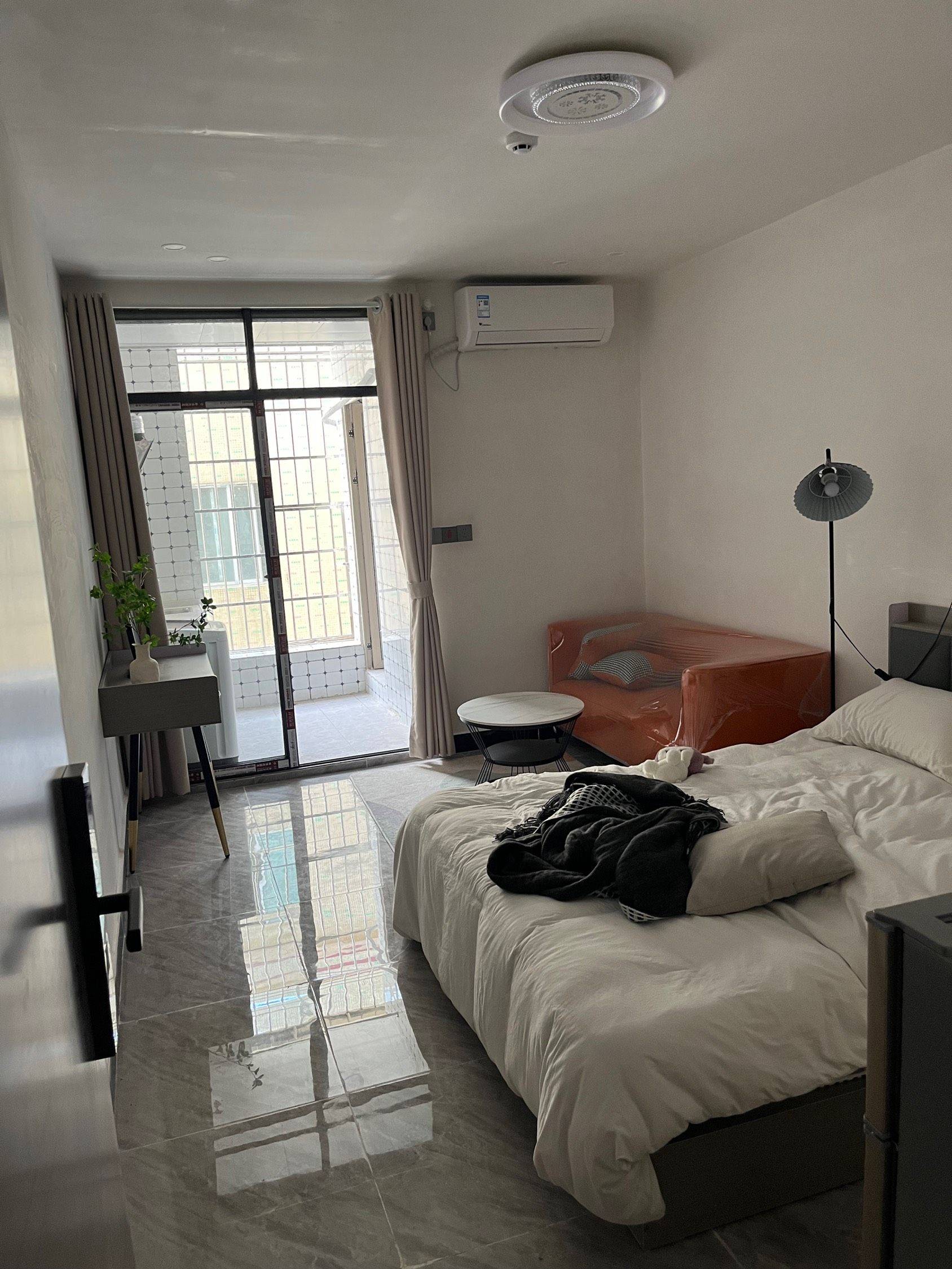 Guangzhou-Baiyun-Long Term,Long & Short Term,Seeking Flatmate,Shared Apartment,Single Apartment,LGBTQ Friendly,Pet Friendly