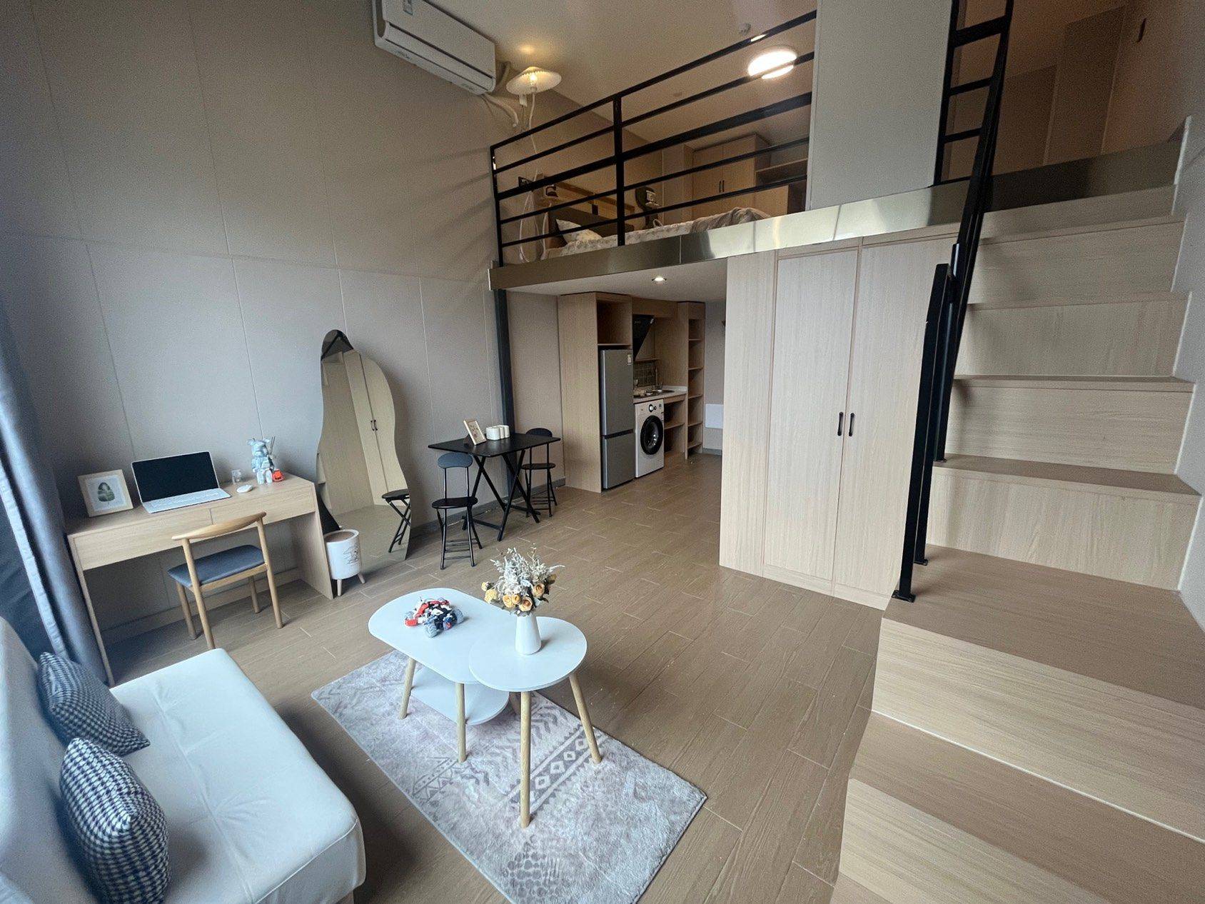 虹口 四平路(地铁站)