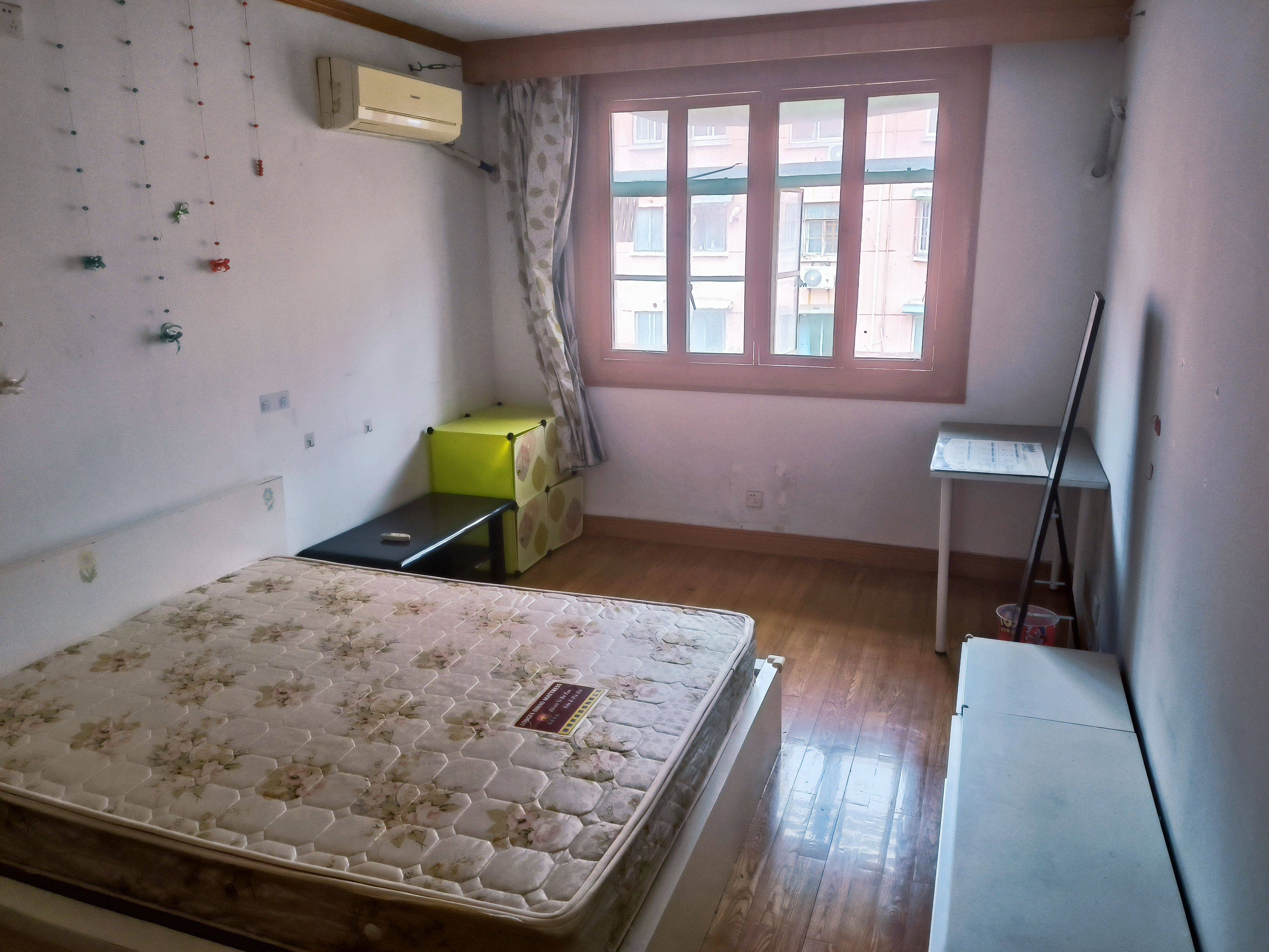 Shanghai-Minhang-Cozy Home,Clean&Comfy,No Gender Limit,Hustle & Bustle,“Friends”,Chilled,LGBTQ Friendly,Pet Friendly