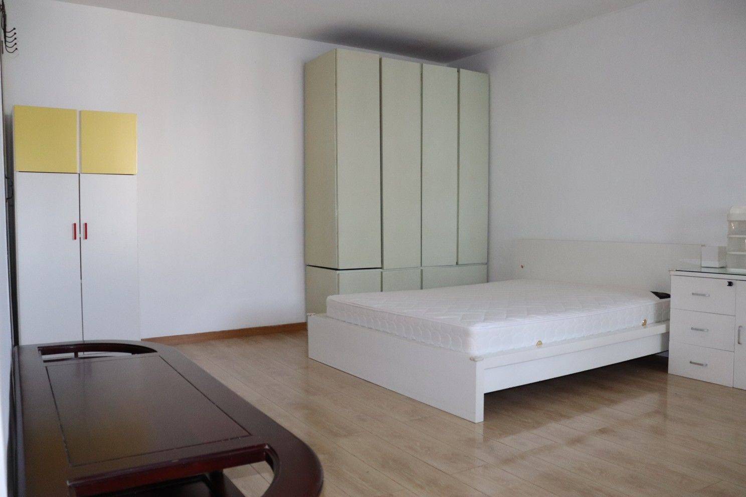 Beijing-Chaoyang-2 rooms,Long term,Long Term,Sublet,Replacement,LGBTQ Friendly,Pet Friendly