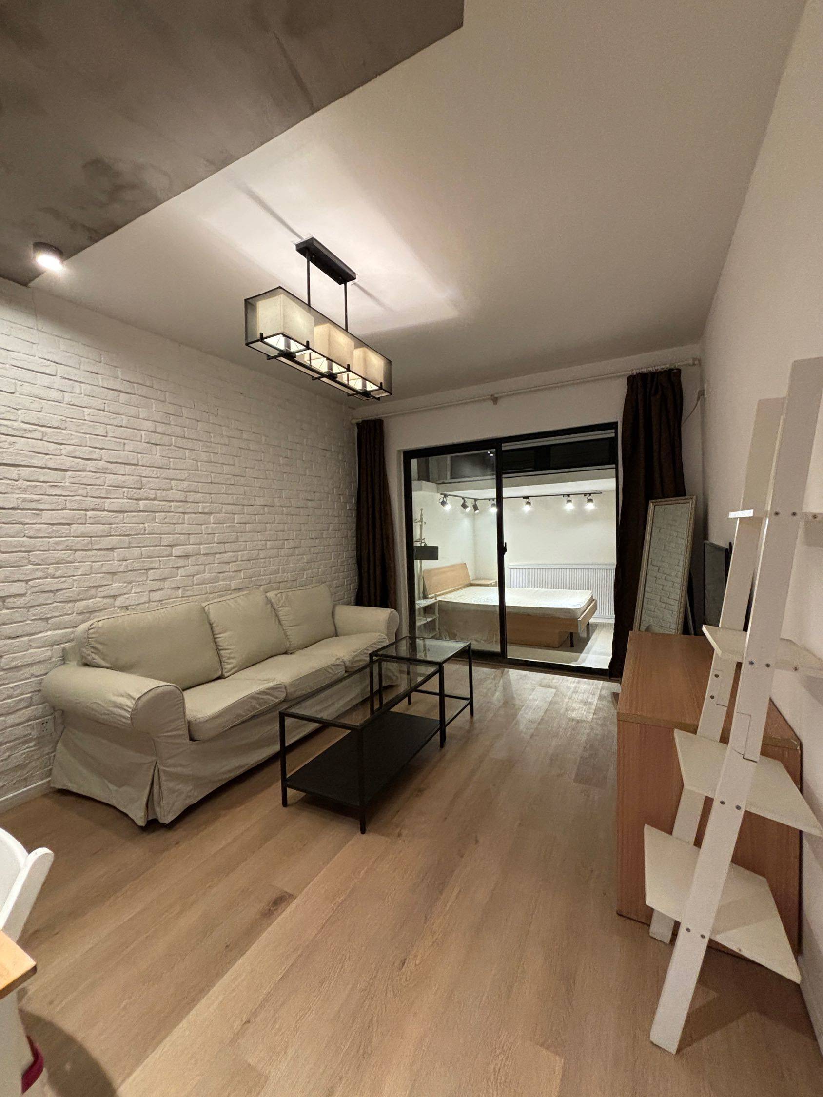 Shanghai-Changning-Cozy Home,Clean&Comfy,Hustle & Bustle,“Friends”,Pet Friendly