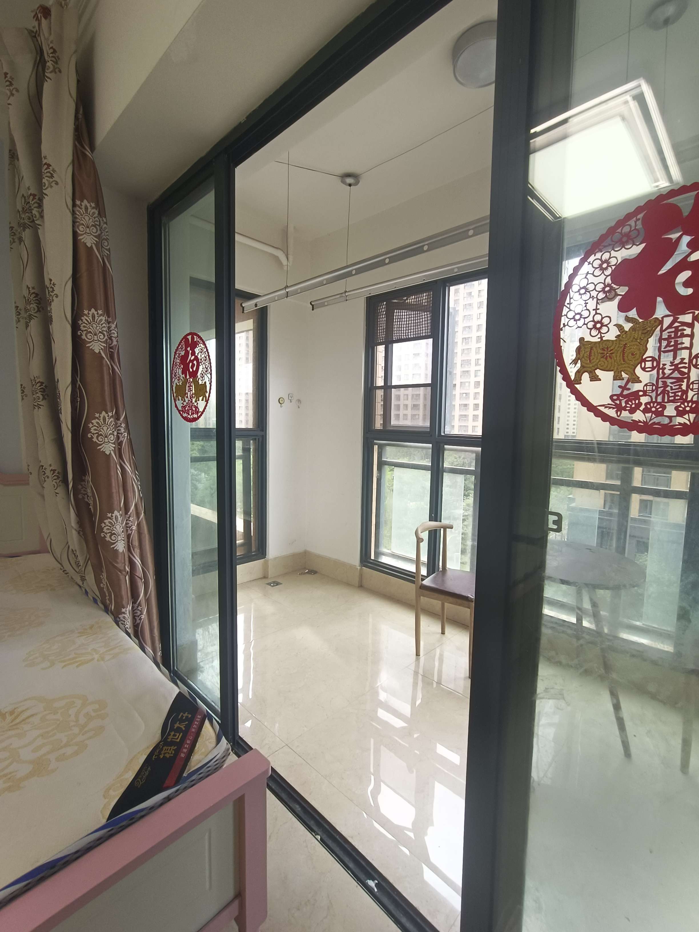 Kunming-Guandu-Pet Friendly