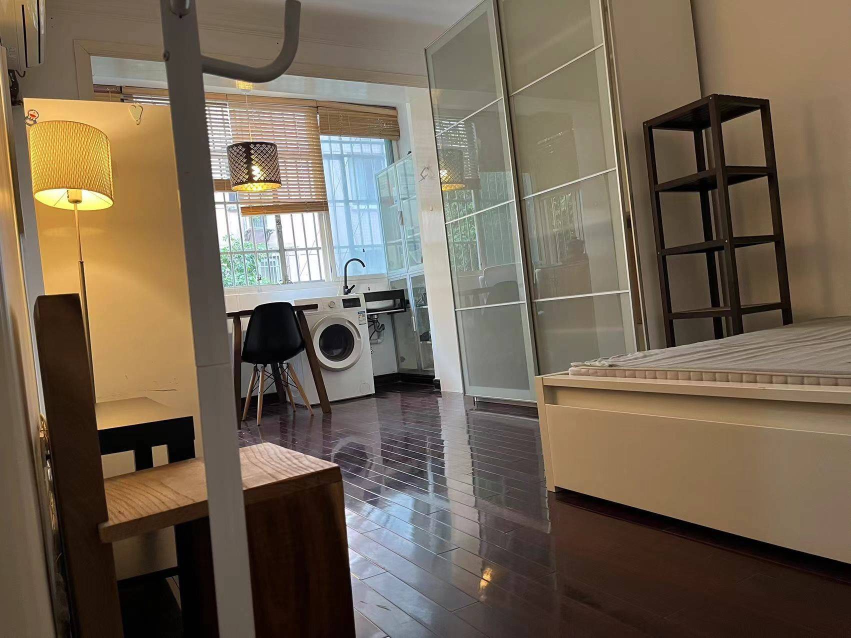 Shanghai-Changning-Cozy Home,Clean&Comfy,Hustle & Bustle