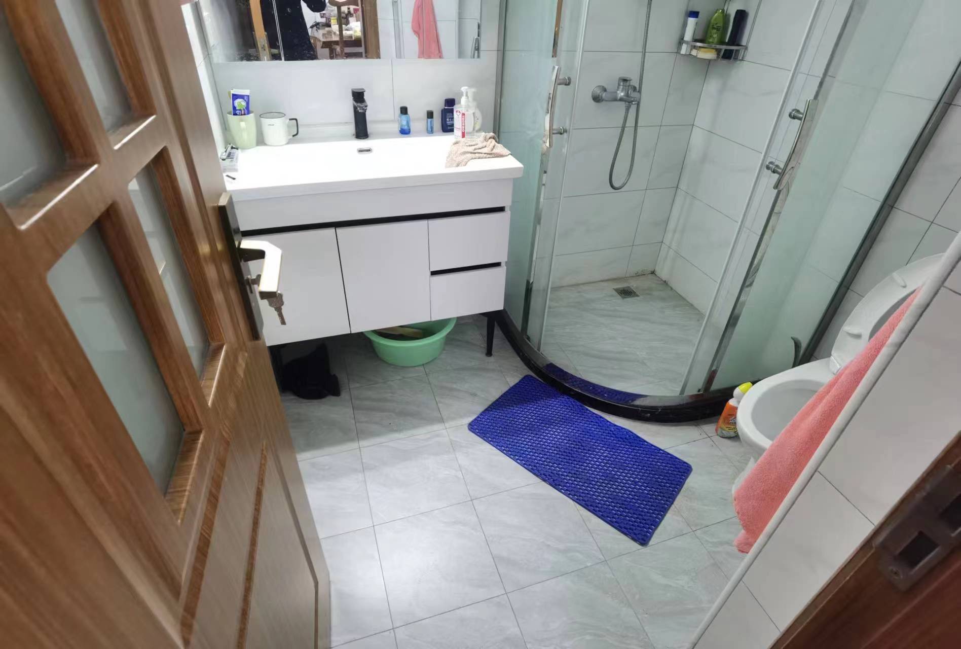 Shanghai-Pudong-Cozy Home,Clean&Comfy,No Gender Limit,Hustle & Bustle,“Friends”,Chilled