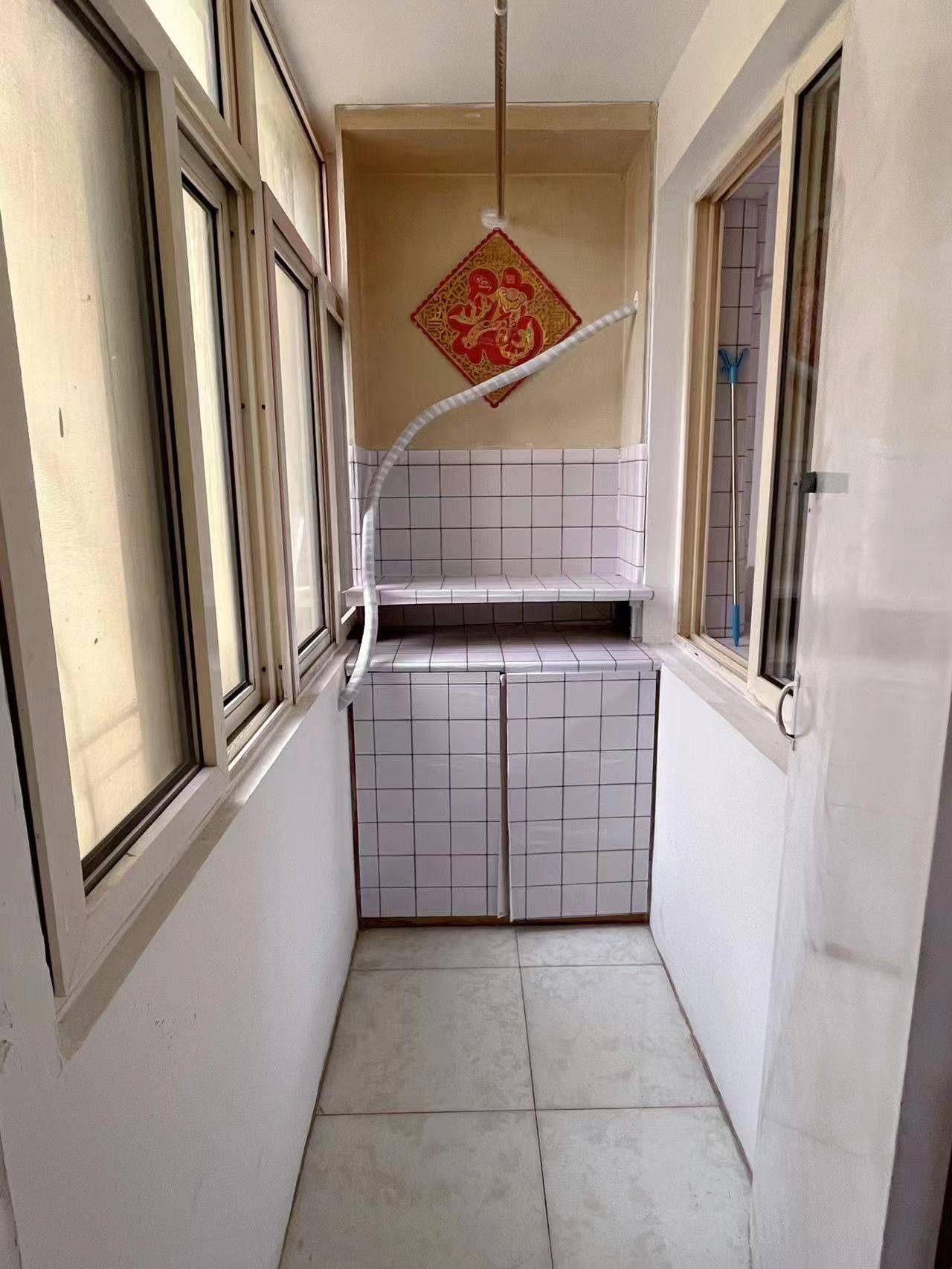 Qingdao-Shibei-Cozy Home,Clean&Comfy,No Gender Limit,Hustle & Bustle,Chilled