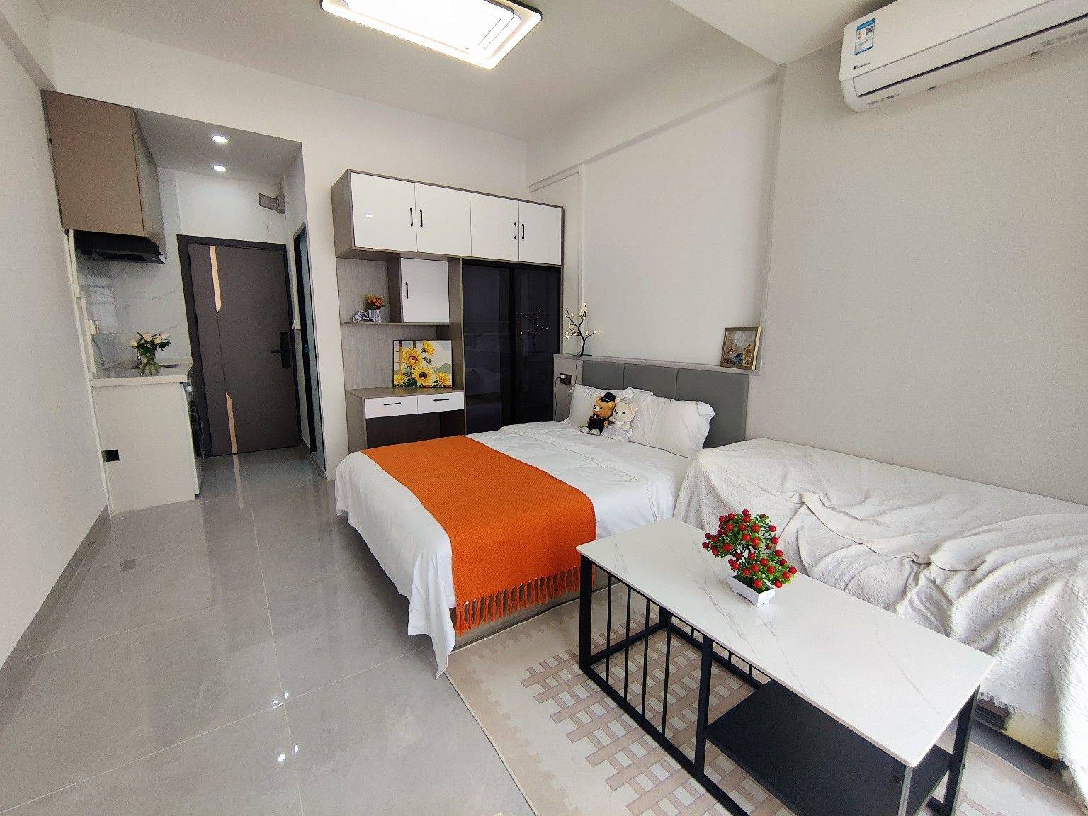 Guangzhou-Tianhe-Cozy Home,Clean&Comfy,Hustle & Bustle,Pet Friendly