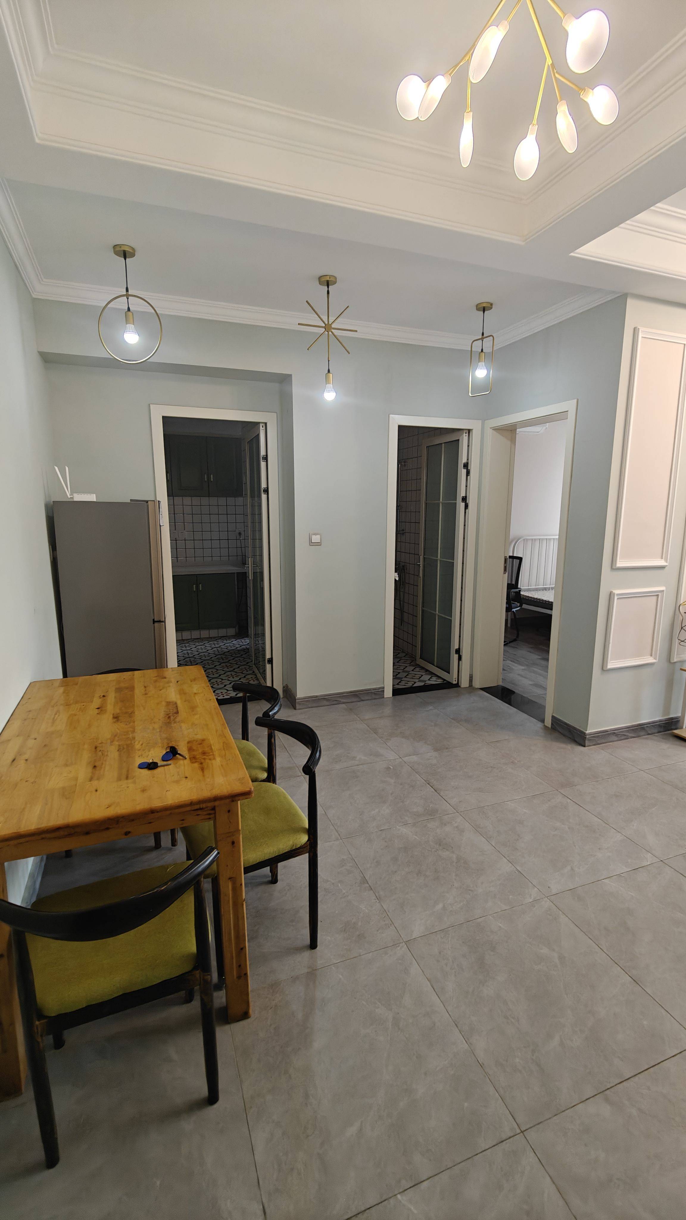 重庆-南岸-随时可入住,房东直租,无中介费,个人补贴,温馨小窝,干净治愈,不限性别,市井烟火气