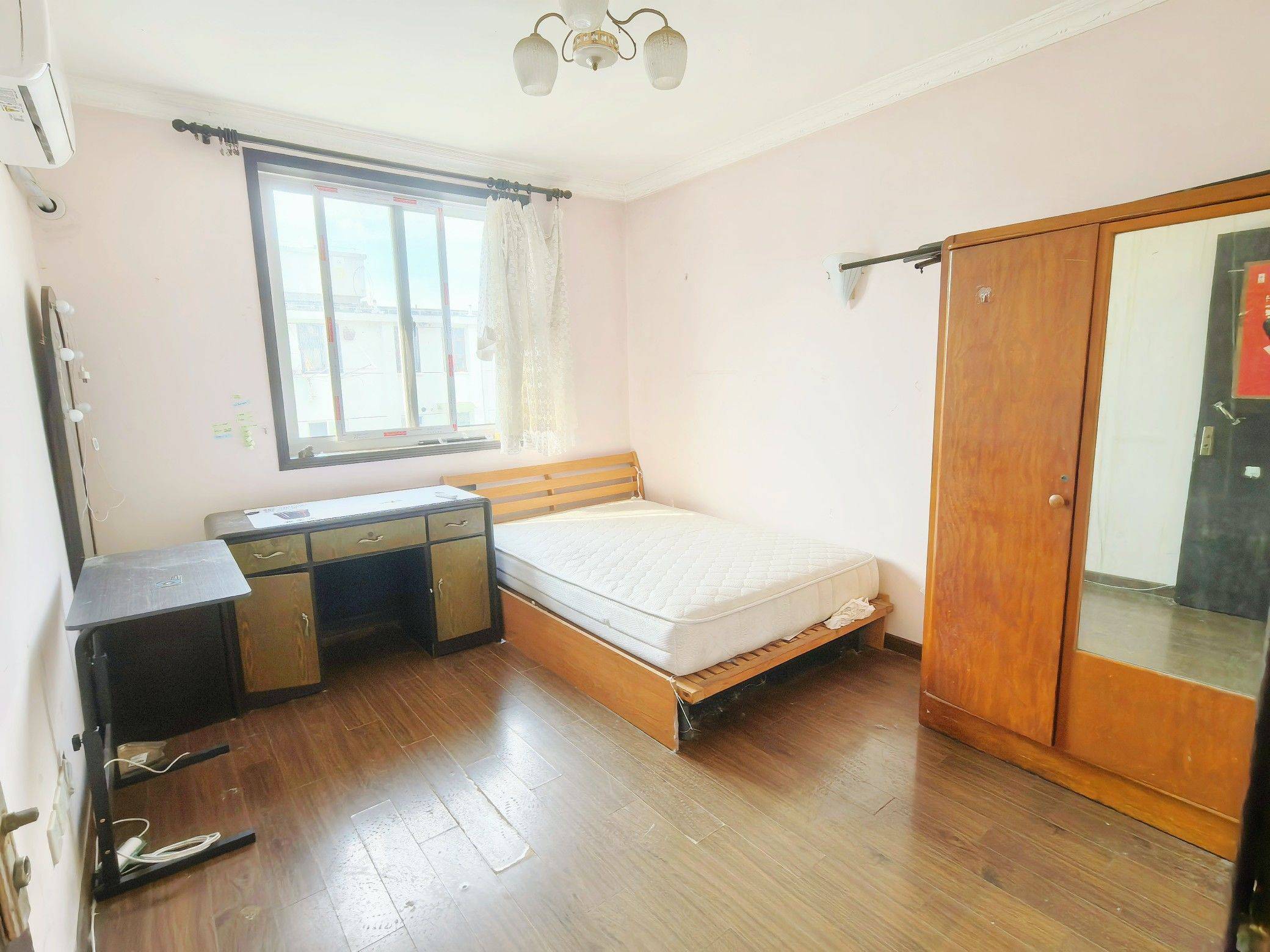 Shanghai-Putuo-Cozy Home,Clean&Comfy,No Gender Limit,Hustle & Bustle,“Friends”,Chilled