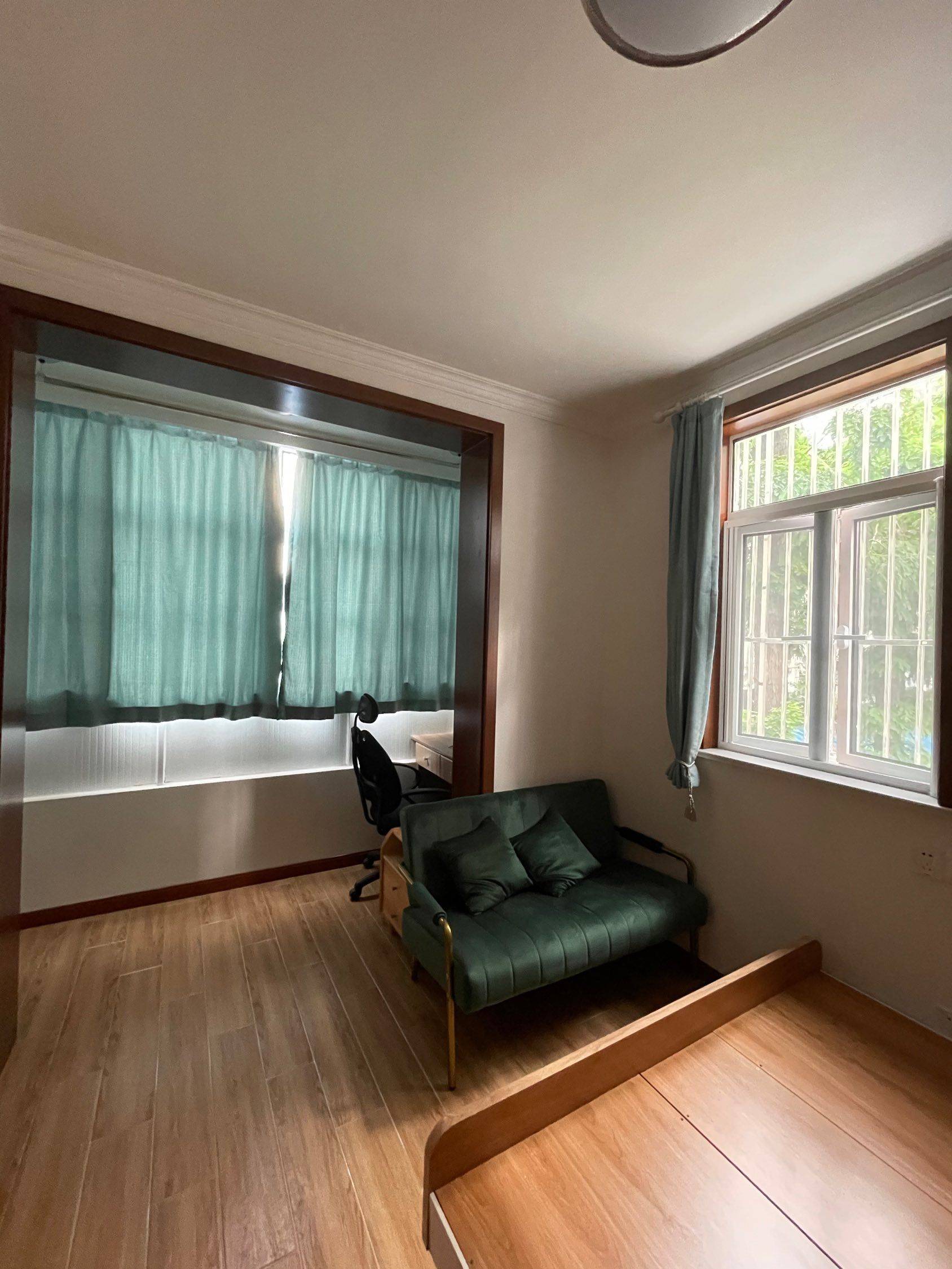 Shanghai-Jing‘An-Cozy Home,Clean&Comfy,No Gender Limit,Hustle & Bustle,“Friends”,Chilled,LGBTQ Friendly,Pet Friendly