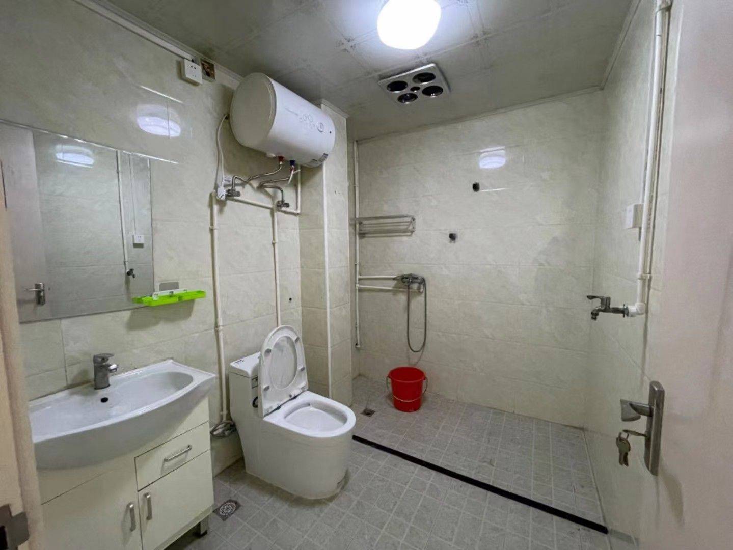 Shanghai-Songjiang-Cozy Home,Clean&Comfy,No Gender Limit,Hustle & Bustle,“Friends”,Chilled,LGBTQ Friendly