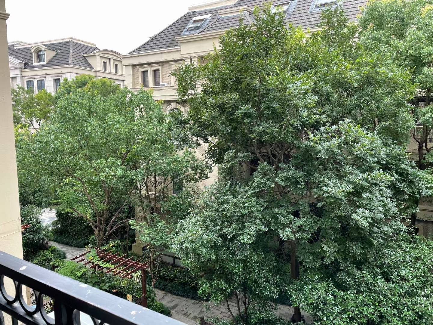Shanghai-Songjiang-Cozy Home,Clean&Comfy,No Gender Limit,Hustle & Bustle,“Friends”,Chilled,LGBTQ Friendly