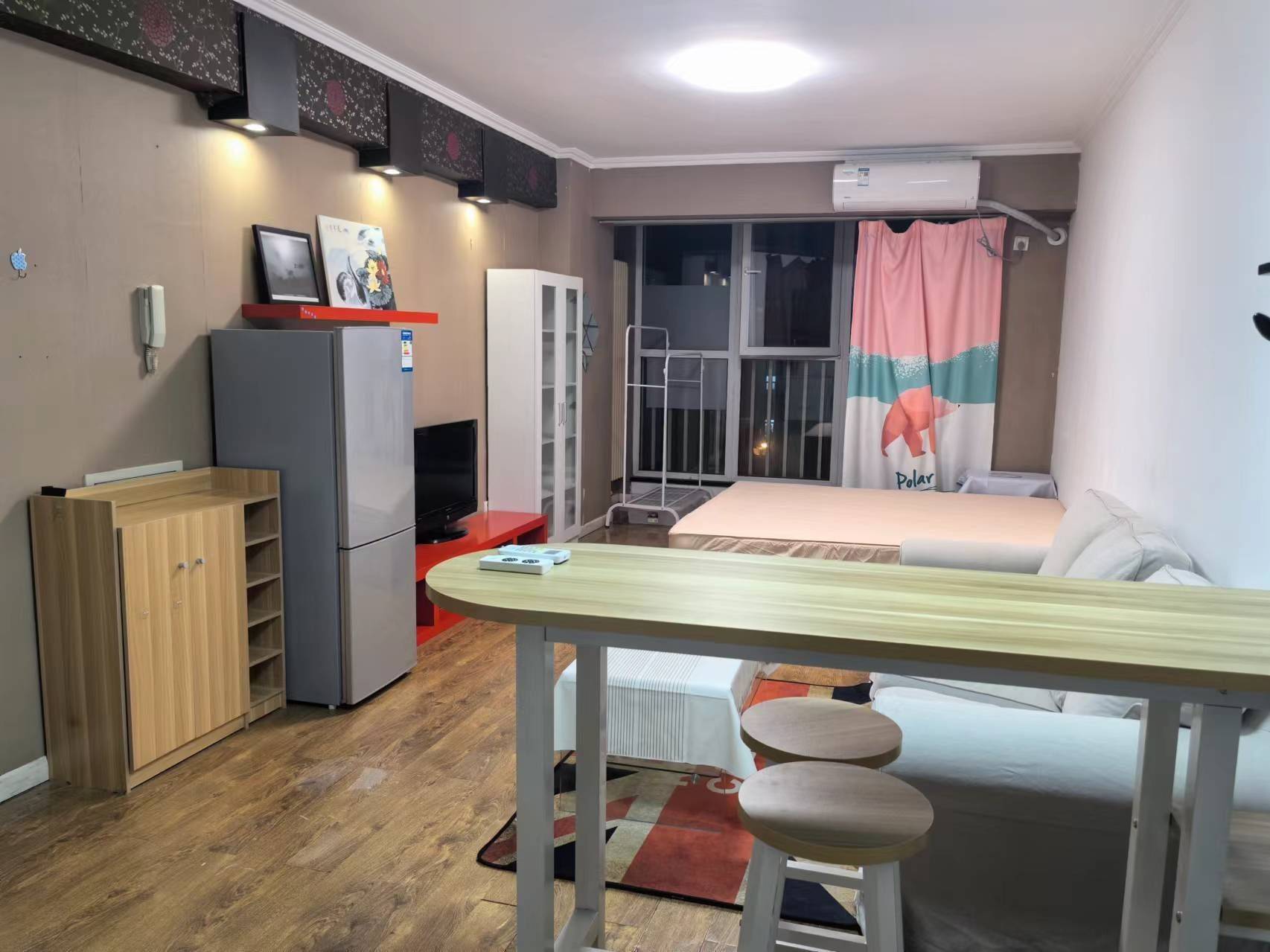 Beijing-Dongcheng-Cozy Home,Clean&Comfy,No Gender Limit,Hustle & Bustle,“Friends”,Chilled,LGBTQ Friendly,Pet Friendly