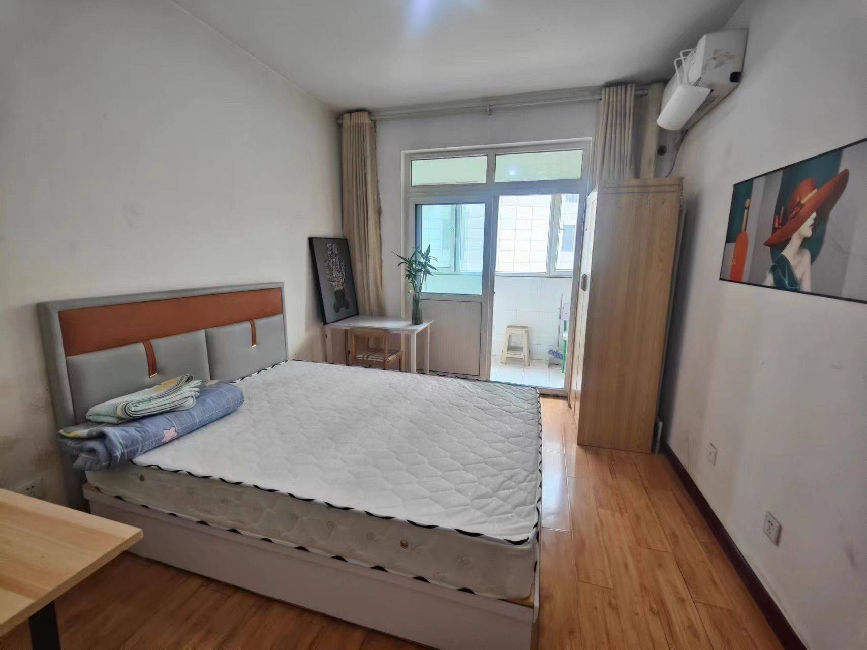 Jinan-Licheng-Cozy Home,Clean&Comfy,No Gender Limit,Hustle & Bustle