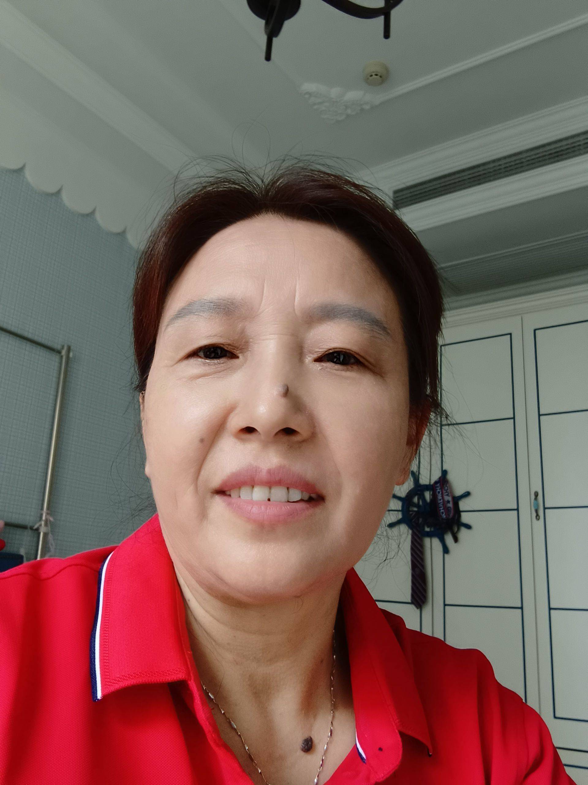 张晓红