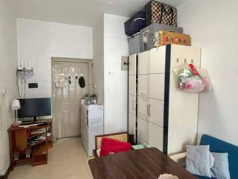 Wuhan-Hongshan-Cozy Home,Clean&Comfy,No Gender Limit,Hustle & Bustle,“Friends”,Chilled,LGBTQ Friendly,Pet Friendly