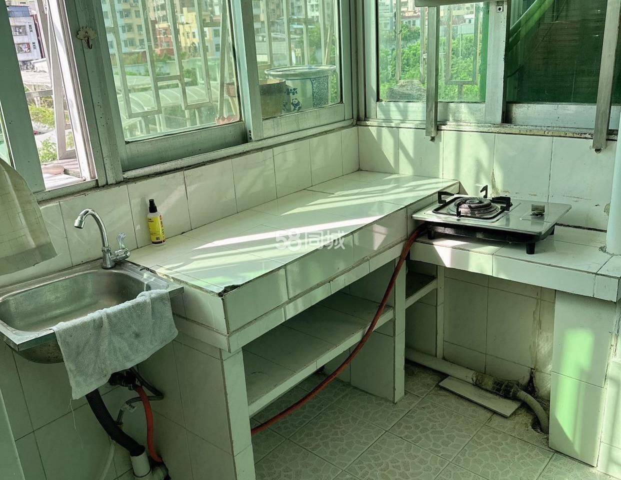 Shenzhen-Nanshan-Cozy Home,Clean&Comfy,No Gender Limit,Hustle & Bustle,“Friends”,Chilled,LGBTQ Friendly,Pet Friendly