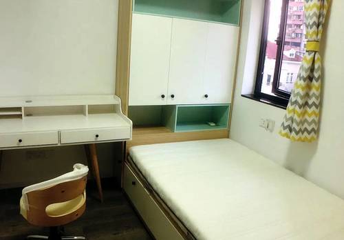 Hongkou 灵新小区水电路1013弄