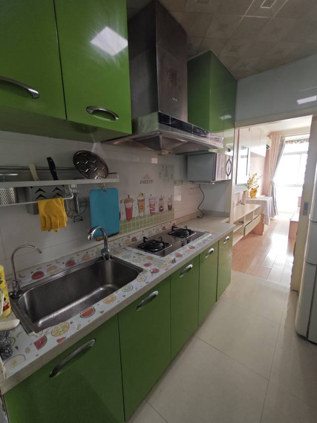 上海-静安-160RMB/晚,房费包括水电煤宽带