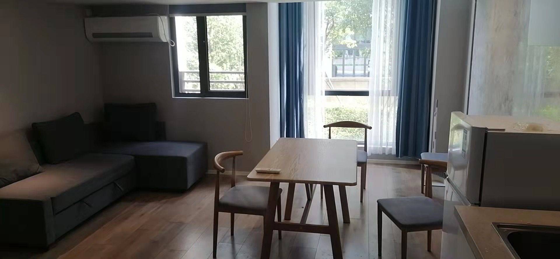 Hangzhou-Xihu-Cozy Home,Clean&Comfy,No Gender Limit,Hustle & Bustle