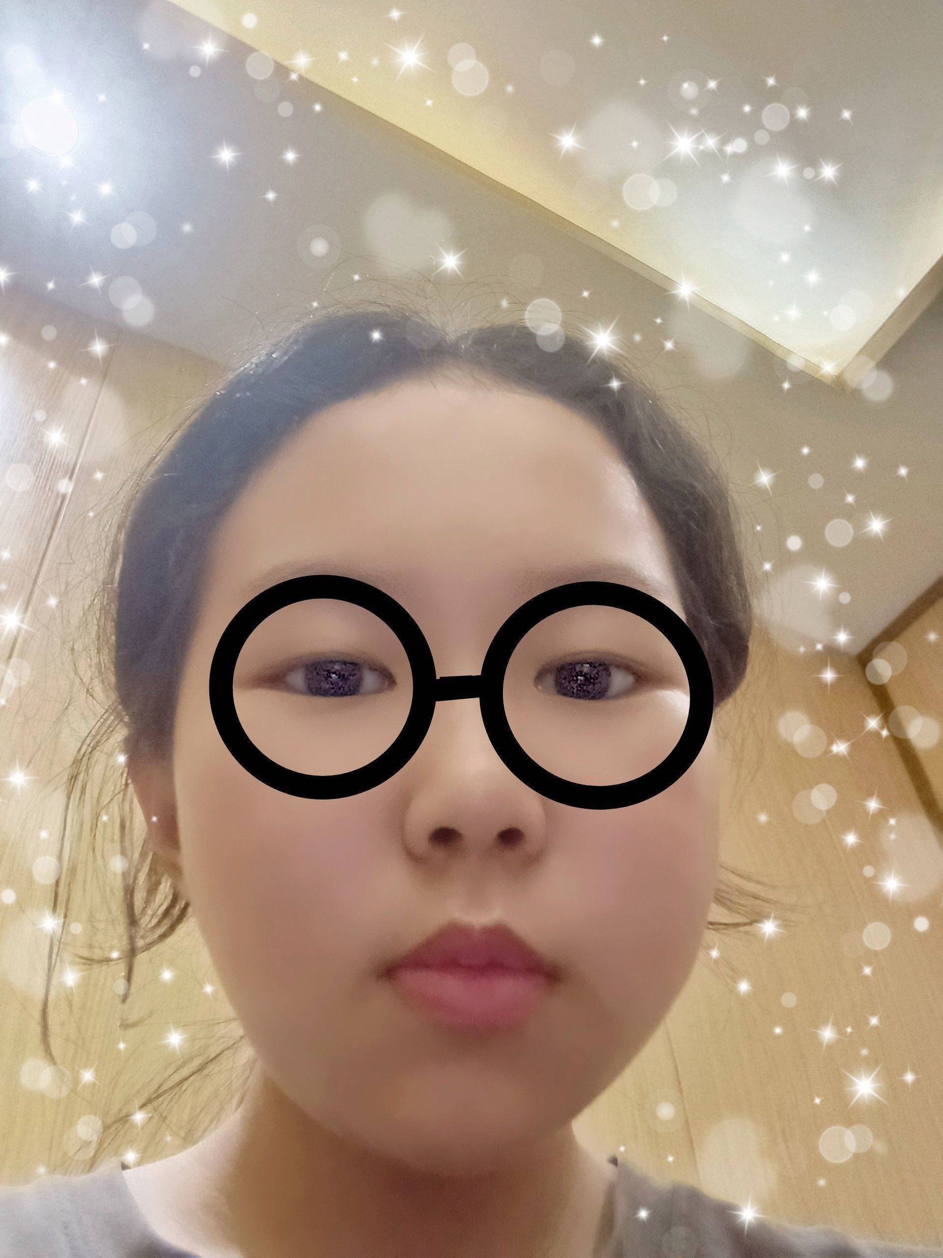 熊英