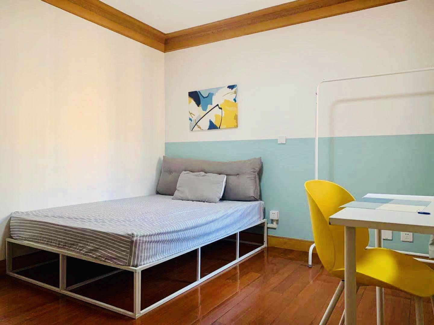 Shanghai-Pudong-Cozy Home,Clean&Comfy,No Gender Limit,Hustle & Bustle,“Friends”,Chilled,LGBTQ Friendly,Pet Friendly
