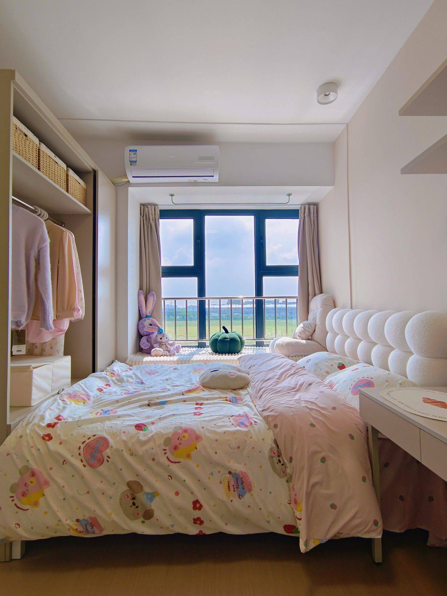 Shanghai-Pudong-公用水电气免费,地铁近,冬暖夏凉,单独洗衣机,Cozy Home,Clean&Comfy,No Gender Limit,Chilled