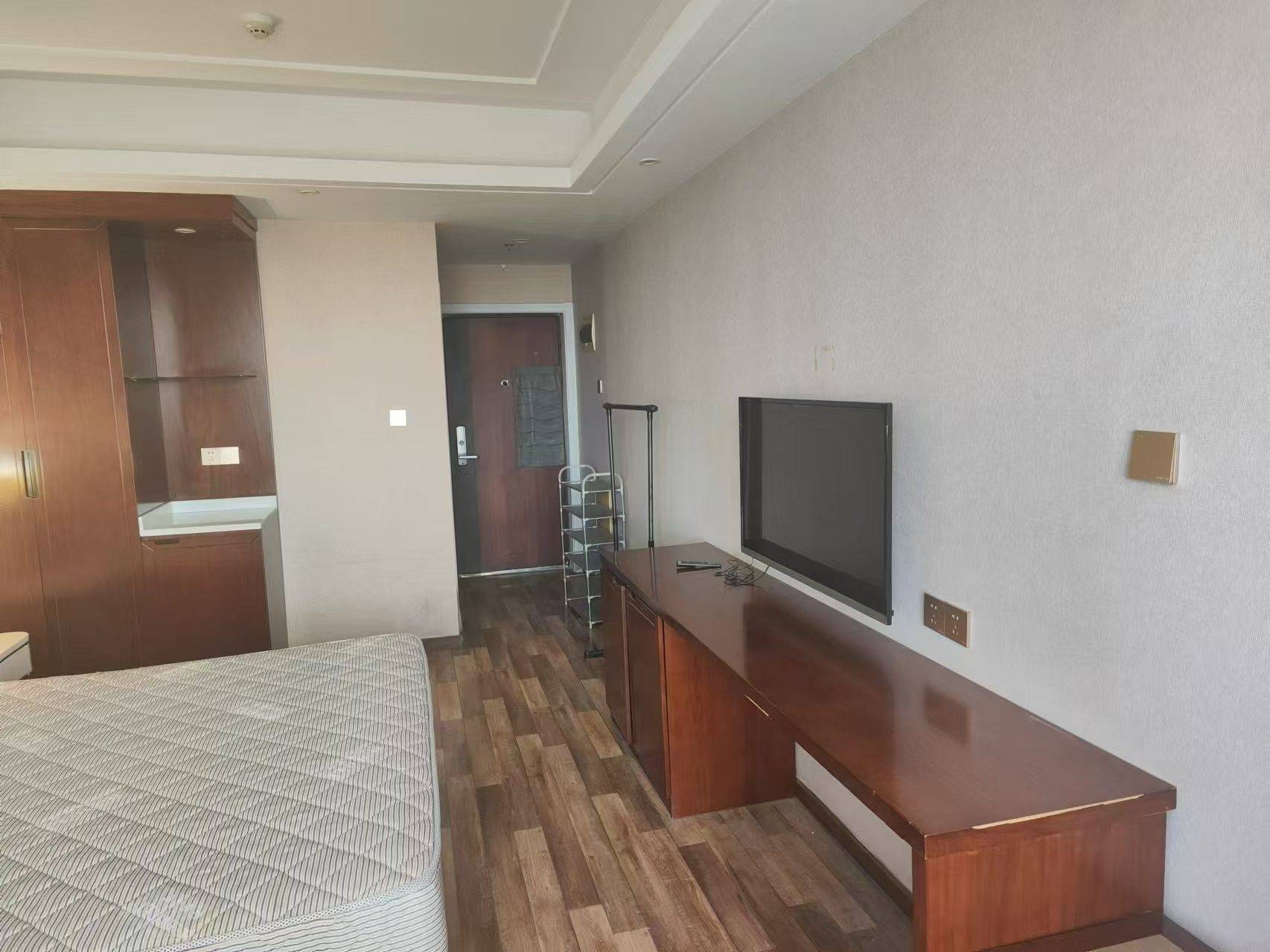 Wuhan-Hongshan-Cozy Home,Clean&Comfy,No Gender Limit,Hustle & Bustle,Pet Friendly