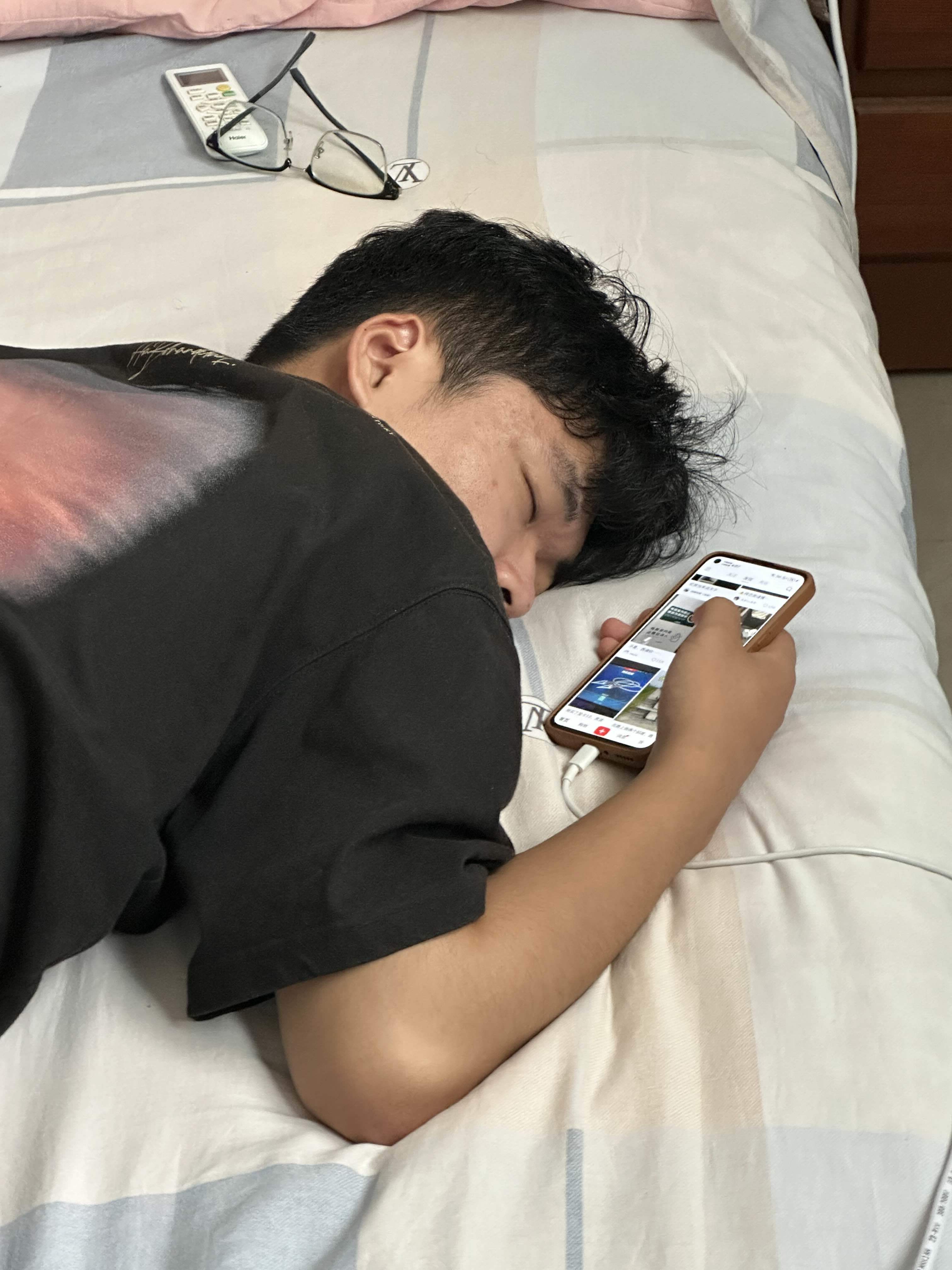无敌小铁蛋
