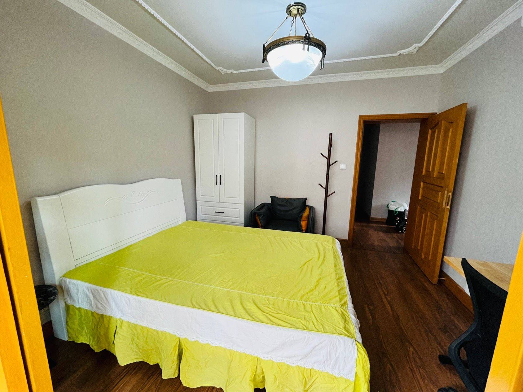 Shanghai-Putuo-Clean&Comfy,“Friends”,Chilled,LGBTQ Friendly,Pet Friendly