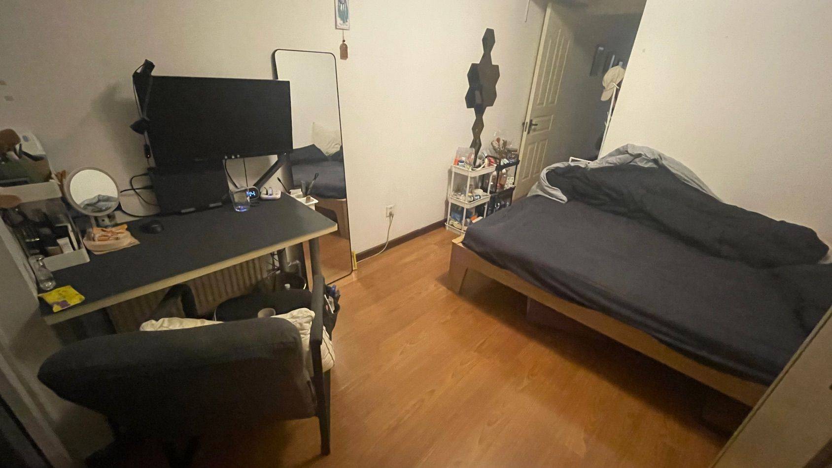 Beijing-Dongcheng-Cozy Home,Clean&Comfy,No Gender Limit,Hustle & Bustle,“Friends”,Chilled,LGBTQ Friendly