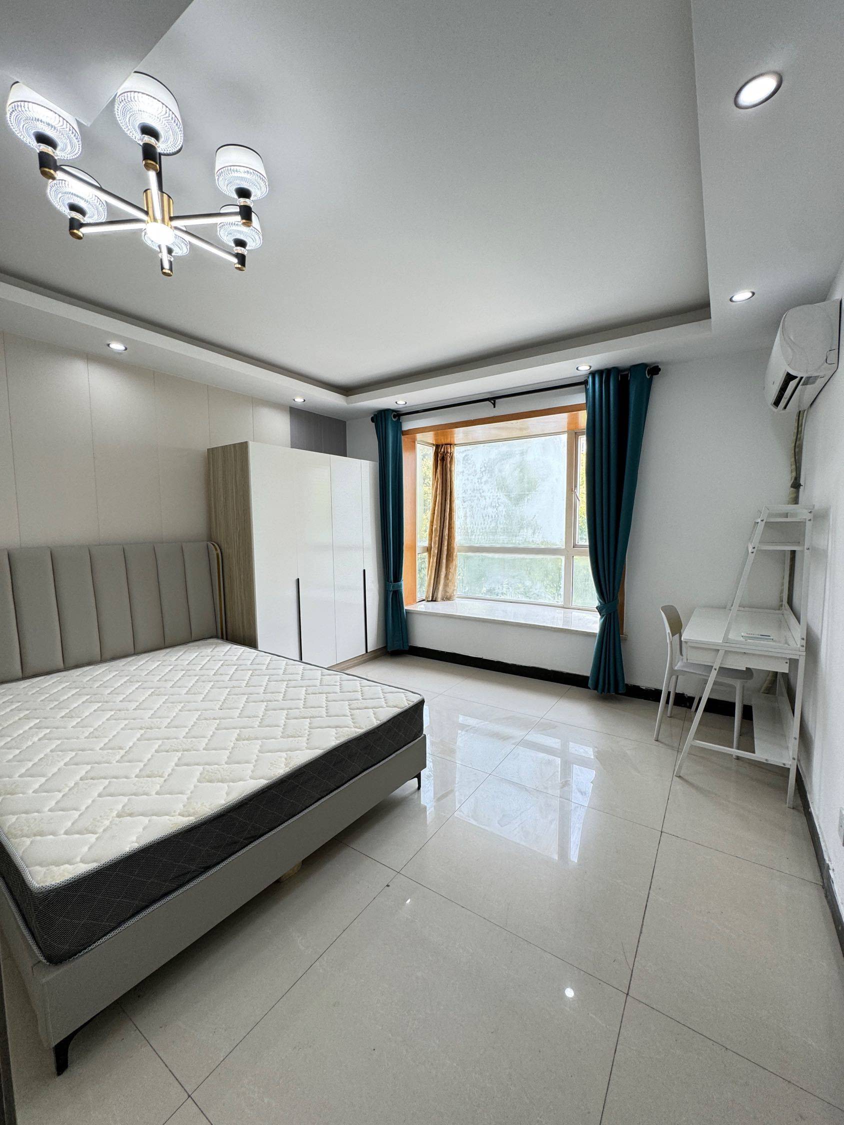 Nanjing-Pukou-Cozy Home,Clean&Comfy,No Gender Limit,Hustle & Bustle,Chilled