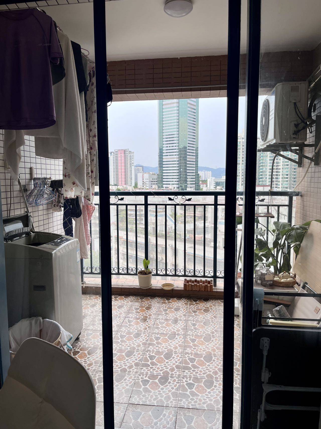 Shenzhen-Futian-Cozy Home,Clean&Comfy,No Gender Limit,Hustle & Bustle