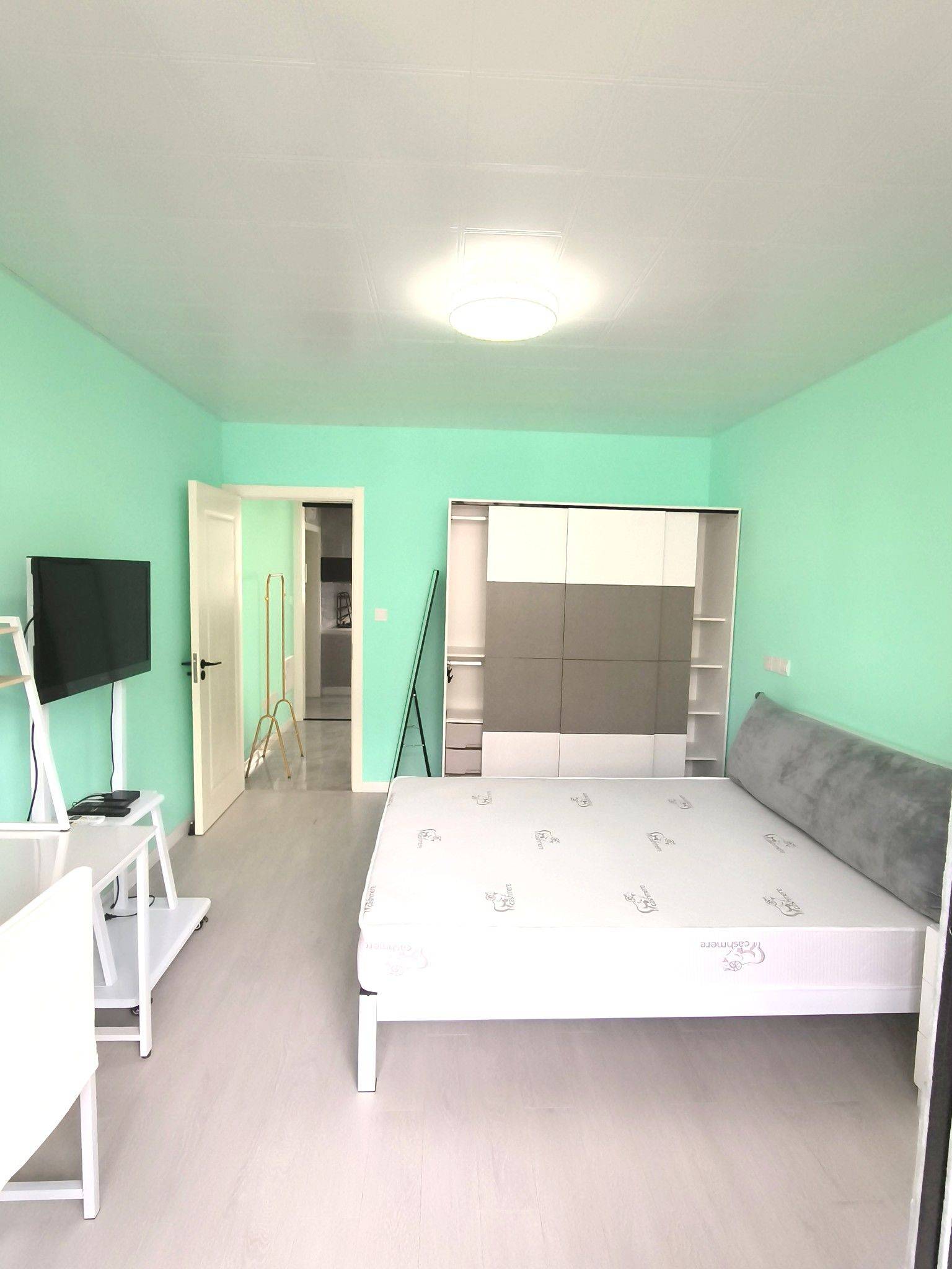 Shanghai-Yangpu-Cozy Home,Clean&Comfy,No Gender Limit,Hustle & Bustle,“Friends”,Chilled,LGBTQ Friendly,Pet Friendly